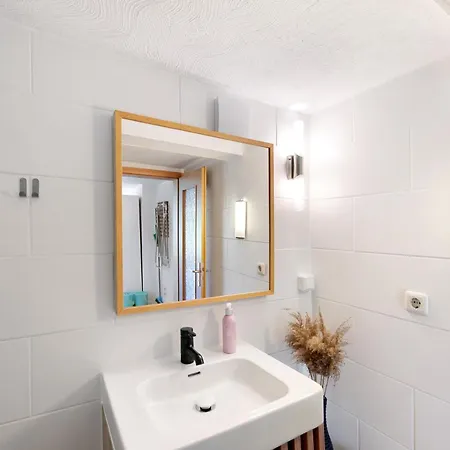 Luette Veer Apartment